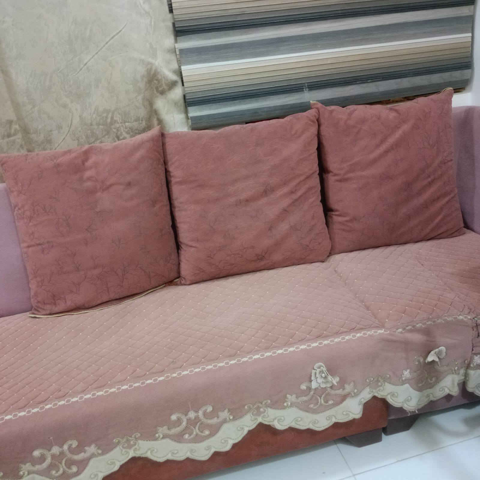ديوان ٣ مقاعد مع كوشاته ب٥٠ 
رحله دراسيه ام النفر ب١٥ 
جرارات ب٧ 
المكان النجف قرب جامعة الكفيل


**إذا كنت صاحب هذا الإعلان وتريد حذفه لأي سبب، رجاءا أرسل رسالة إلى الدعم الفني**