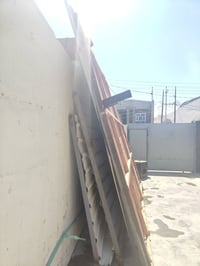 سقيفة • ١٠م×٤م • للبيع