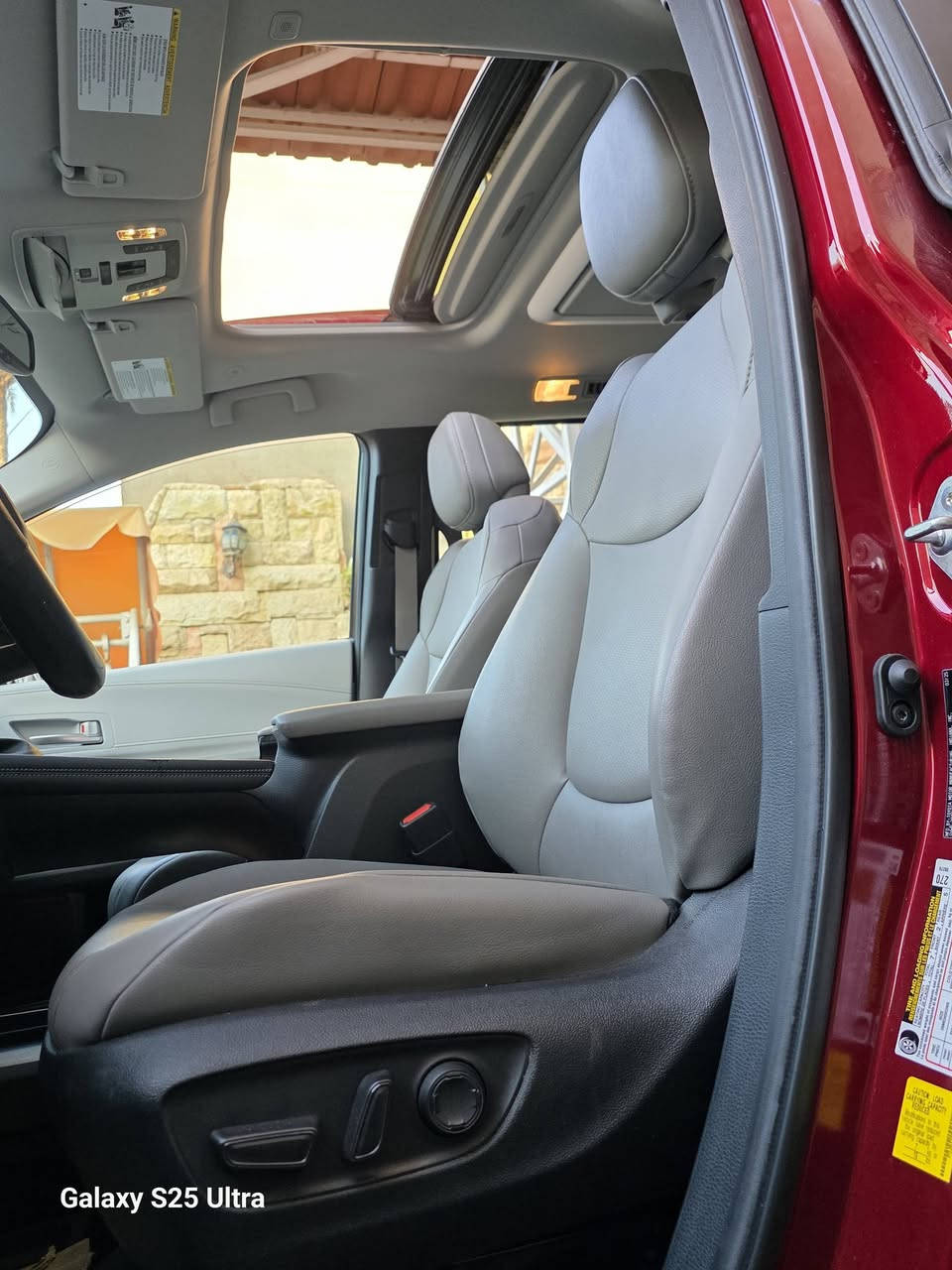 تويوتا سيينا 25 XLE🔥🔥وارد امريكي لاصحاب الفخامه
هايبرد وبانزين .. فتحه .. دبل بصمه..7راكب ..3 قطع تبريد ..كشنات جلد وكهرباء ..حساسات ..رادارات.. توقف تلقائي.. شاشه حجم كبير .. شاشه مشاهده خلفيه

سياره كاملة المواصفات من حيث الراحه والامان 

والصور موضحه كلشي صورهه وصور الحادث ورقم الشاصي 

حادثهه جاملغ صبغ وشويه من مقدمة البنيد.. وللعلم السياره بدون ايرباك

ماشيه 2،800 ميل فقط سعرهه 340$ يعني 3 دفاتر و40 ورقه

مكاني بغداد زيونه

*********** الاسيا بي واتساب

***********

وبالخير انشالله
