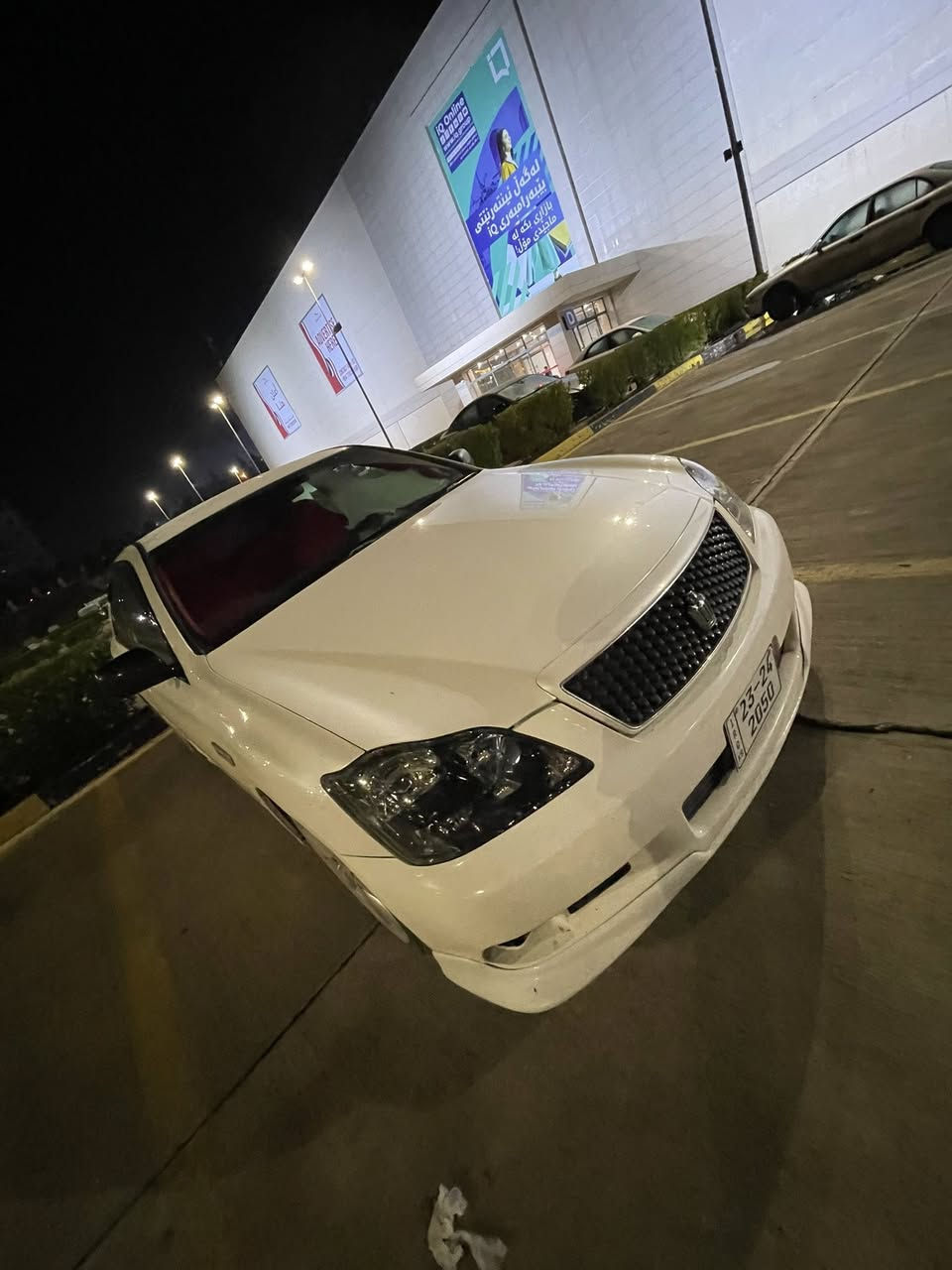 ٢٠٠٥ بچووک بە بچووک لە قووەت بێزارە سێرفس کراوە گێڕ و مەکینەی بە شەرت
کامل پێشی کراوە بە ٢٠٠٧ و١٨٤ 
سوکان لێکزس 
ویلی دنگەی ئیستیل 
کامل مەسرووف کراو 
تازە پۆلیش کراو
 بێ دەعم و لێدراوی شوێن موس تازە بۆیاخ کراوە لە ساخ جوانترە 
بێ تەقە و ڕەقە چرکەی تیا نیە ٤ دەبڵی ڕۆیال خراوەتە ژێری
فۆرمیکای سور بێ شکاوی
هایدرۆلیک گۆڕاوە
باتری تازە 
دینەمۆی تازە 
سەقفی شوشەیی 
سەیارەکە مەسرەفێکی خەیاڵی تیا کراوە ٢ ساڵە لای خۆمە ڕجائەن بۆ خێر نابێ

٦٧ گەڵا گۆڕینەوەشم هەیە لەسەر دڵ گرتن
***********
