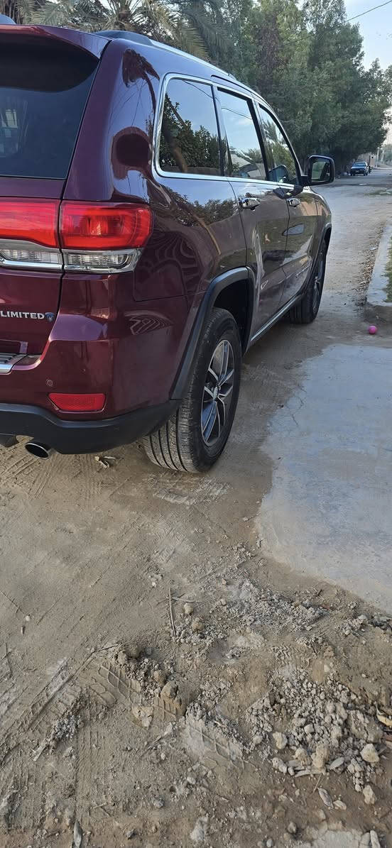 السلام عليكم
جيب ٢٠١٧ أمريكي كلين بدون ضربة رقم بغداد تخم تاير صدر خلفي وامامي جديد ليمتد فتحة .تشغيل عن بعد مكفولة من الضربة تدفئة تبريد السيارة اي نقص مابيها .السيارة ماشية ١٠٠ .سيارة كولش حلوة وجديدة مكانها المحموديه ناحية اللطيفيه. السعر ٢٤٠$وبي مجال بسيط للاتصال ع الرقم ***********
***********
