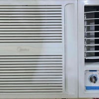 مكيف ميديا طنين بطل شرط تبريد ثلج وضمان اي مشكله بيه يرجع سعره 270 رقم...