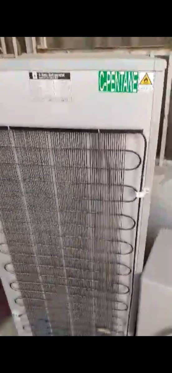 ثلاجه الحافظ 
للبيع ب 180 وبيها مجال شغاله عل فحص نضيفه كلش


**إذا كنت صاحب هذا الإعلان وتريد حذفه لأي سبب، رجاءا أرسل رسالة إلى الدعم الفني**