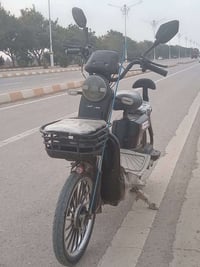 دراجة شحن • صلاح الدين • ناحية يثرب