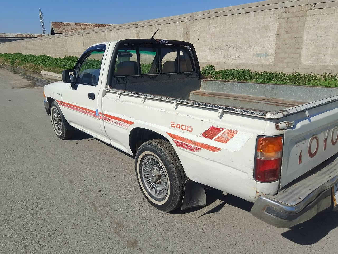 سلام عليكم سياره موديل 90 رقم نينوى دولي شرطه التحويل ماكينه كير اكسن شاصي كله نظيف سياره بيها صبغ قطعتين سياره بعد احلى من الصور *********** ***********
