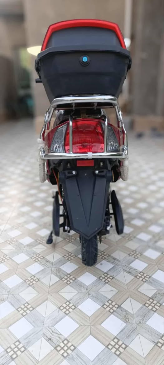 دراجه سكنس للبيع بعدها جديده للبيع مستعجل
6 بطاريات ليثيوم 
تمشيك بل شحنه الوحده 70K
 دراجه  خير من الله

 السعر 780  بيها مجال للطيبين 

المكان ديالى بعقوبه


**إذا كنت صاحب هذا الإعلان وتريد حذفه لأي سبب، رجاءا أرسل رسالة إلى الدعم الفني**