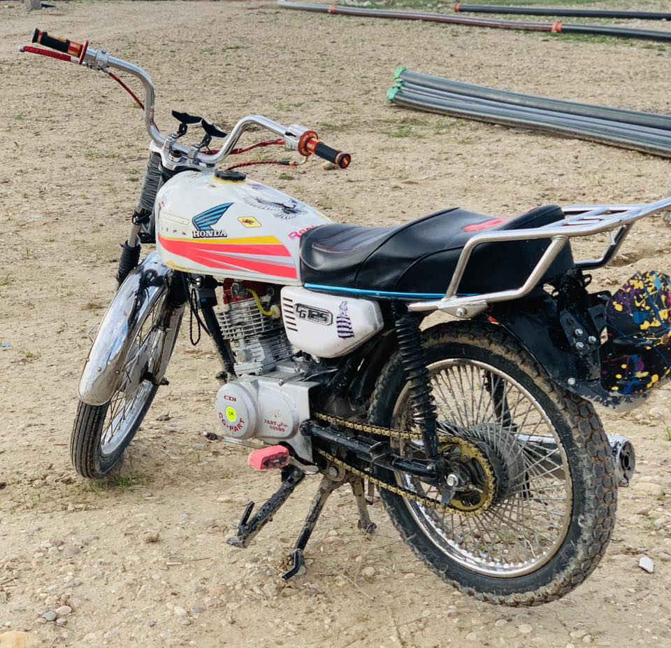 للبيع نضيف حيل محرك راقي موديل 2019   ***********
