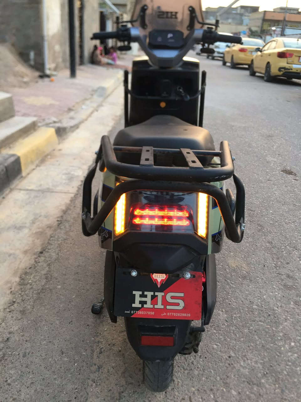 سلام عليكم
1- شركة His الاصلية وكالة
2- الملف2500 ___72V__32A
3- الدراجة على وضع الشركة زيرو
4- النظافة 90 % عليهة درع بالكامل 
5- سرعة 90 حقيقي بالشحن الفول حسب الوزن والسرعه
6- تقطع 60 كيلو متر بالشحنة الوحدة
7- موديل الدراجة 2025
8- كهربائية كلها شغالة فول
9-بطاريات بحالة ممتازه عدد6 كرافين
10-شاشة تجتل توضح السرعة ونسبت الشحن والاعطال
11- شاحنة وكالة تدعم الشحن السريع والايقاف الذاتي 
12-نظام قاطع دورة نظام ABS مانع انزلاق
13-مخرج شاحن USP قياس التاير 12 اشاير دبل اشاره لايت عالي ناصي رماش سكن سطاب لايت
14-تشغيل عن بعد بصمه وسويج وجهاز مانع سرقة 
السعر (850) العنوان بغداد الحسينية 
(***********) تحياتي
