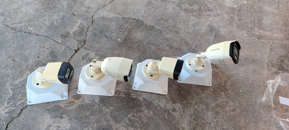 🚨 إلى أهل خانقين… لا تنخدعون بالسعر الرخيص 🚨
الأمان ما يتجرب عليه ❌
اليوم في خانقين – منطقة أوباره
تم نصب منظومة احترافية من
Hikvision 2MP HD
🎯 وضوح يخليك تشوف كل تفصيل
🌙 رؤية ليلية حقيقية مو مجرد كلام
📱 مشاهدة مباشرة من الموبايل
🛠️ تركيب نظيف بإشراف مباشر
فرق واضح بين شغل يتسكر بعد أسبوع…
وشغل يبقى سنين 💪
إذا تريد كاميرات تشتغل وقت الحاجة
اختار الصح من البداية 👌
أجور عمل احترافي  50 الف 
📞 ***********
📞 ***********
مكتب تووفي – الأمان يبدأ من هنا 🔒🔥
عنوان خانقين مقابل كراج بغداد قديم
