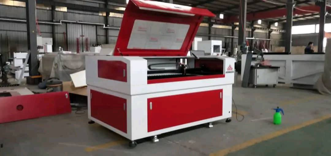 ☆ #ARMADA_CNC ☆
دع خشبك يتحدث 👈🏻 واستخدم آلات الليزر لتحويل الخشب إلى فن ..
🔝 دقة في كل شُعاع ، وإبداع في كل تصميم 🔝

#CNC_Laser
#آلة_ليزر
تُستخدم 👈🏻 لصناعة الديكورات والهدايا والدعاية والإعلان .
✔️ مديل حديث HT6
✔️ طاولة العمل{ 1300*900 }
🛑 كفالة لمدة ثلاث سنوات سوء تصنيع 🛑
👈🏻 تواصل معنا عبر الرقم التالي:
008618954507672📲
www.armadac.com


**إذا كنت صاحب هذا الإعلان وتريد حذفه لأي سبب، رجاءا أرسل رسالة إلى الدعم الفني**