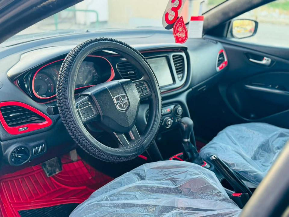 دوج دارت 2016 جاهزه من كلشي رقم اربيل الدولي تحويل وكاله شرط بيها٢  قطعه صبغ  حادث امريكا فقط خشم البنيد هنا ب عراق جاملغ امامي بدون  قطره دواخل كير محرك تبريد كهربائيات شرط  المحرك المرغوب ٢٤٠٠ شاشه اعطال شاشه الكبيره السياره خير من الله جاهزه 
***********
