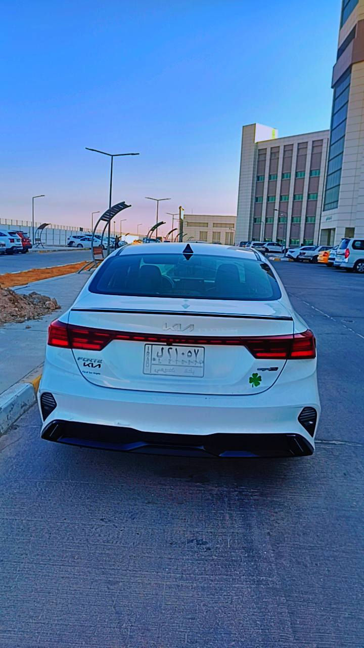 السلام عليك سياره فورتي موديل 2022مكينه 2000دوش سياره معوقين بغداد حادثها بنيد فقط  بدون داخل والباقي كفاله السعر145بيها مجال حق الجيه جاهزه. وجديده من كلشي بيع أو مراوس حسب القناعه العنوان البصره استفسار *********** البصرة, العراق
