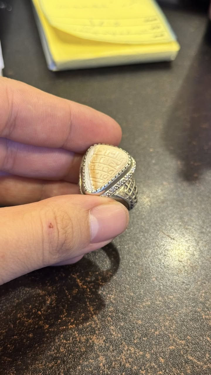 عطف بحري نوادر صياغه فرعونيه خط كوفي 175 الف


**إذا كنت صاحب هذا الإعلان وتريد حذفه لأي سبب، رجاءا أرسل رسالة إلى الدعم الفني**