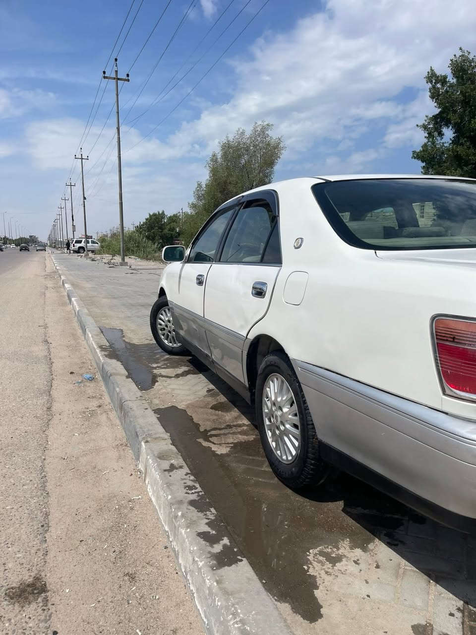 إسلام عليكم ملكه كصتين جديده ستيرن وكشنات كهربائي محرك دي 4 الجبير دكمتين سياره عارضهه ب 30 وبيهه مجال 
*********** وتساب
