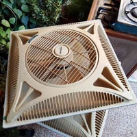 متاح • قطعتين