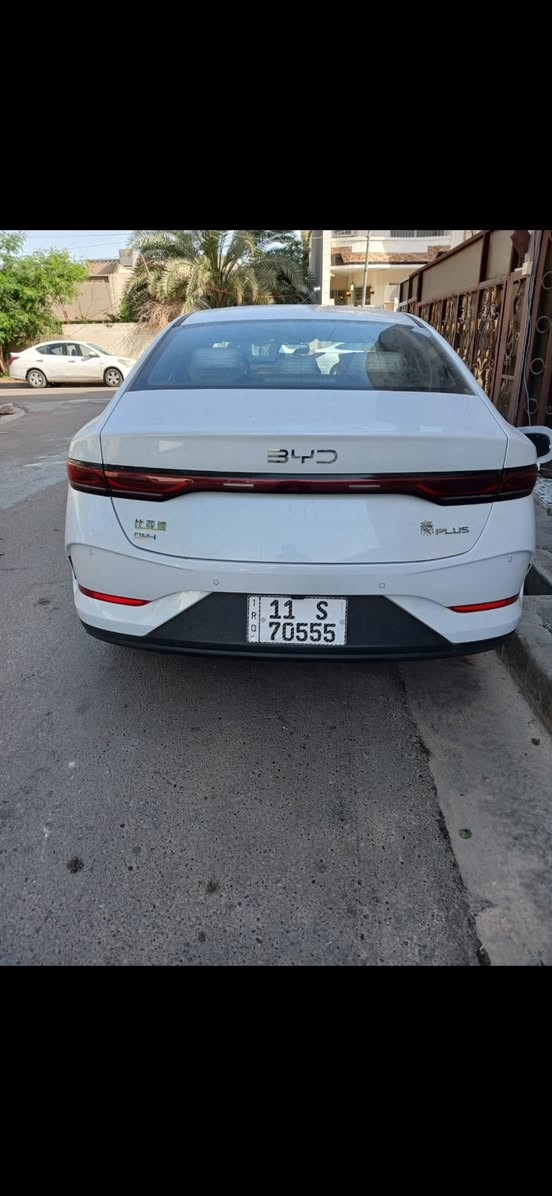 سلام عليكم
من رخصة الادمن  
كن بلاص 2025 BYD 
ماشية 1800 كيلو على البنازين والمجموع الكلي 6000 جديدة بعدهة
مواصفات 
شاشة مبرمجة كاملة يوتيوب + ويز + تنزيل اي تطبيقات بيهة 
تبريد قطعتين 
تحكم ستيرن جهتين 
رقم بغداد مميز بأسمي السنوية تحويل ثاني يوم 
السعر : 19 مليون و 250 وبيهة مجال 
العنوان : بغداد الاعظمية 
الرقم : ‭0773 791 3574‬

