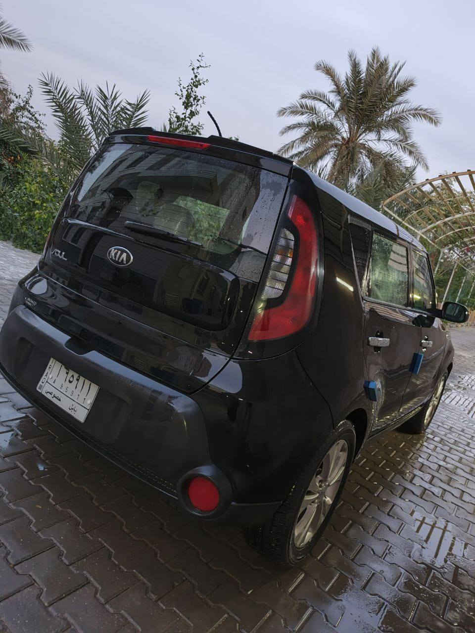 كيا صول وارد امريكي مكينه1600 جي دي اي 
رقم بابل 
سنويه نافذه صارله شهرين
حادث امريكا امامي 
مبدل جاملغ وبنيد
مكان السياره كربلاء حولي100
السعر110 
***********
