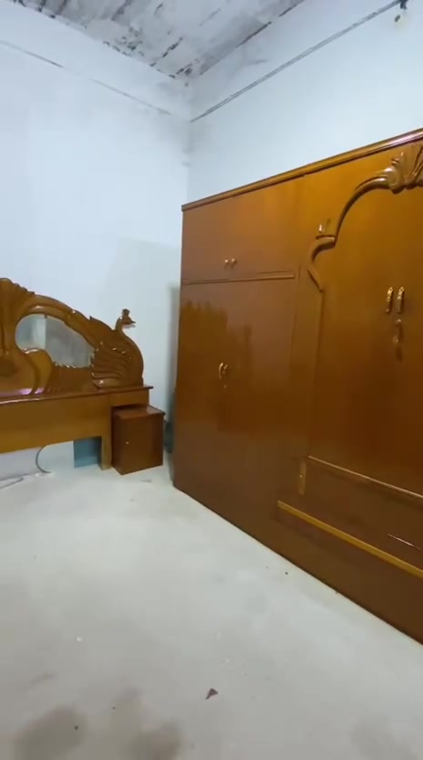 اللهم صل على محمد وآل محمد
للبيع غرفة نوم صاج عراقي مستخدمه السعر 425 الف متوفره في معرض الجنابي العنوان واسط العزيزيه الشارع العام قرب محطة دجله مجاور مشروع عويد للاستفسار مراسلة الصفحه او الاتصال على الرقم التالي *********** يوجد توصيل بل اجره
