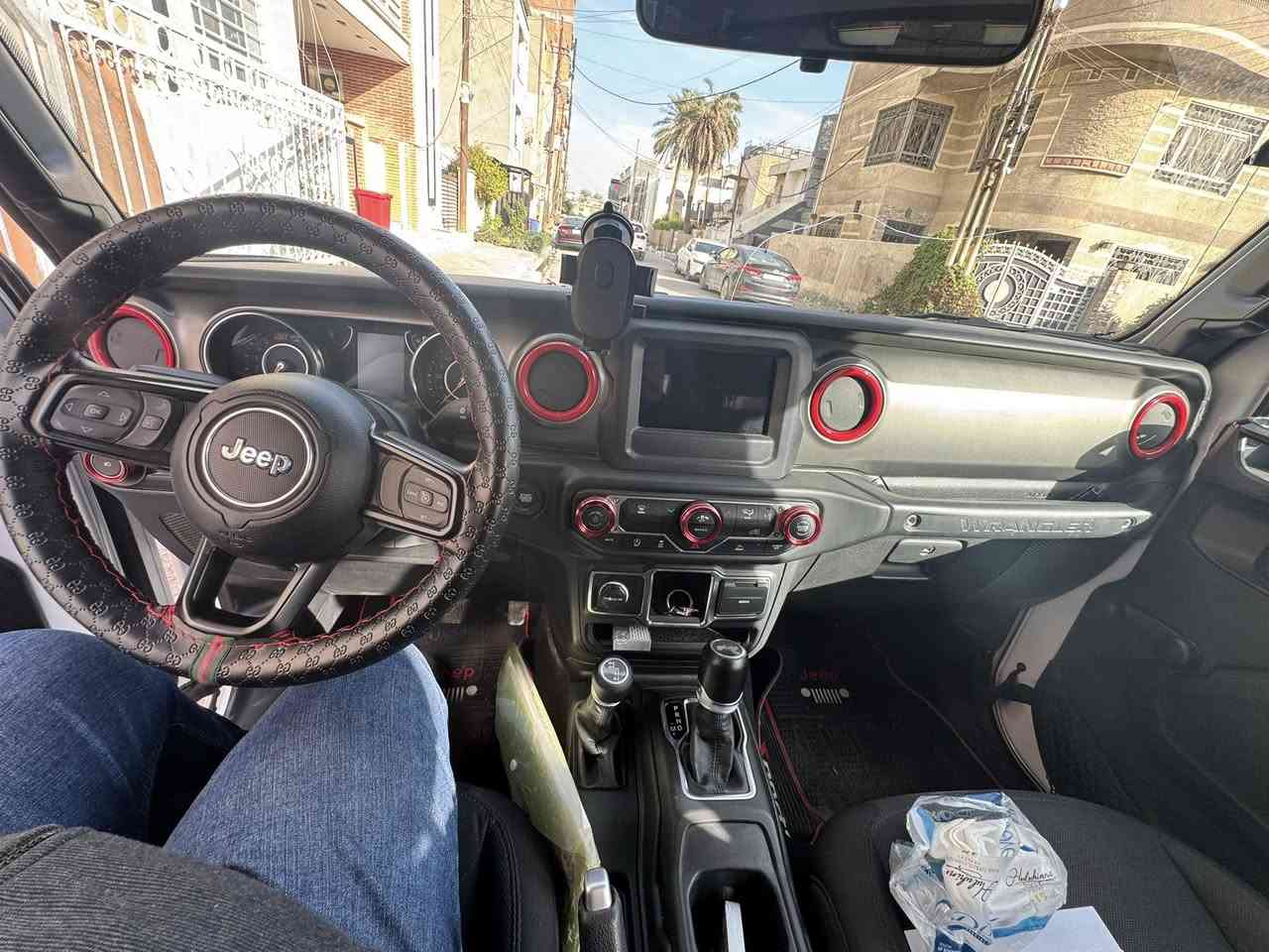 رانكلر 2023 محرك 6 سلندر ماشيه 19 الف حادث جاملغ خلفي موجوده بغداد نفق الشرطة واتس اب ***********
