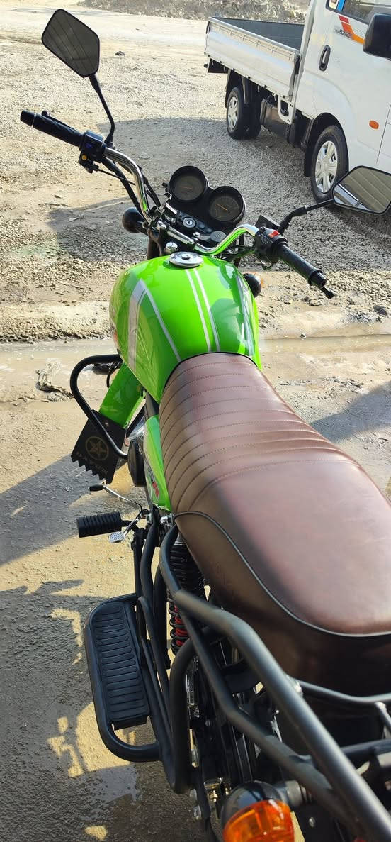 دراجه دايوان مديل 23 باسمي رقم مميز تحويل ثاني يوم السعر مليونين العنوان كربلاء بوبيات رقمي ***********
