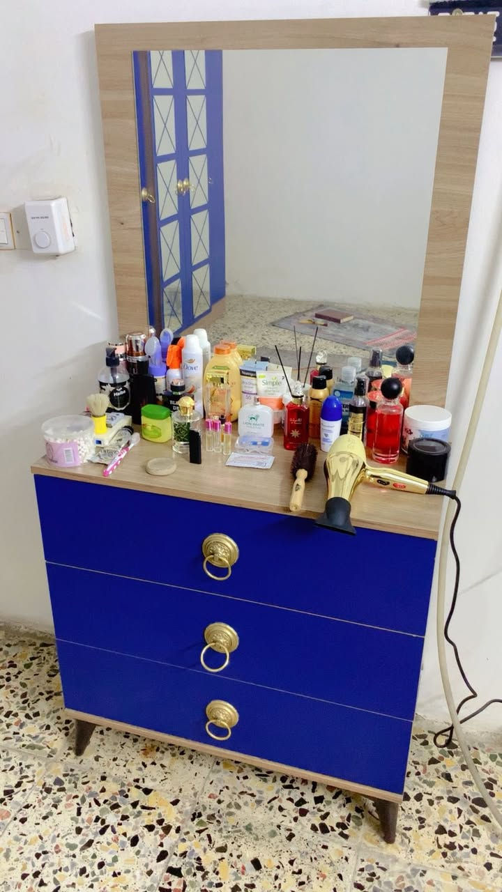 غرفة تركي نظام ابواب ❤ ✨
نظافة 95 / 100 ❤✨ 
السعر 400


**إذا كنت صاحب هذا الإعلان وتريد حذفه لأي سبب، رجاءا أرسل رسالة إلى الدعم الفني**