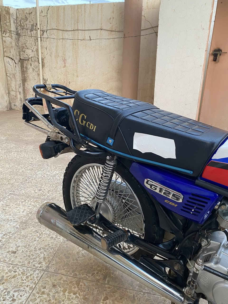 تايكر 20 نضافه فول محرك ولفات فقط مبدل 
كير 4 طياره كلشي شغال بيها مكاني بيجي دراجه متعوب عليها مرتبها رحمه والديك مايعجبك السعر اعبر المنشور السعر 425 بي مجال وحيل نضيفه انضف من الصور


**إذا كنت صاحب هذا الإعلان وتريد حذفه لأي سبب، رجاءا أرسل رسالة إلى الدعم الفني**