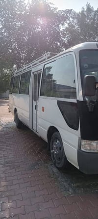 ورحمه الله وبركاته للبيع كوستر راس ثور تيوته موديل 2005   رقم سياره سل...