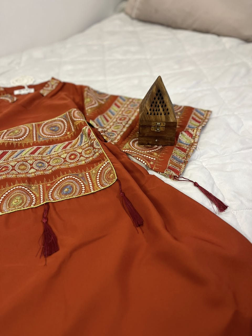 دراعة خليجي 🤍
اجود انواع القماش والتطريز اليدوي الثابت ✨
القياسات تتوفر L, XL ,2XL ,3XL ✨
السعر 32 الف ✨توصيل لكل محافظات العراق.⚜️ 

***********
