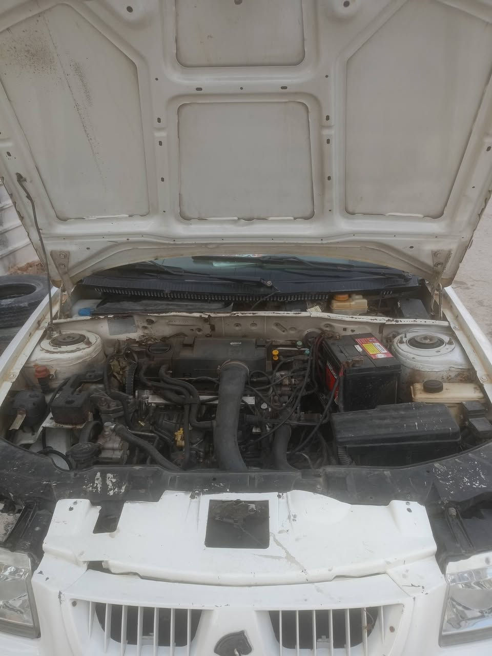 سلام عليكم سمند ناطق مكينه وكير فرنسي مامفتوحه تبريد جديد حداديه جديده مشط جديد سلف  جديد دوشمه جديده تايرات جديد مذب ولا ربع عليه سياره بيهه بنيد وجاملغ بدل ولعتب معمرهن ولهلالات لوره معمرهن مديل 10 للبيع 37وبيه مجال الرقم ***********مكاني النجف الشرف حي النصار
