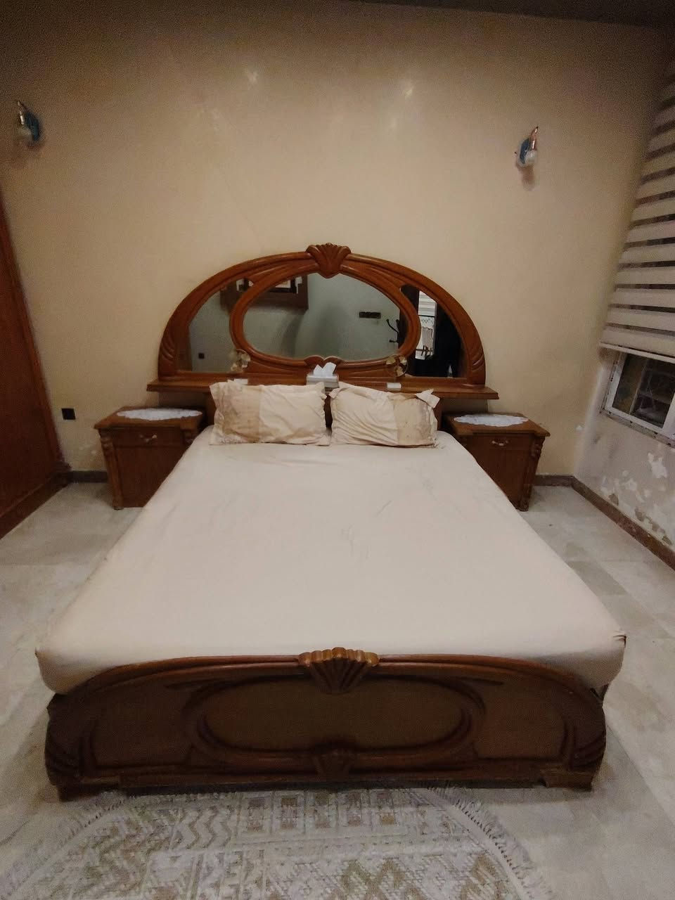 السلام عليكم غرف تركية +وحدة عراقية صاج للبيع المكان بغداد بارك السعدون
للاستفسار ***********
