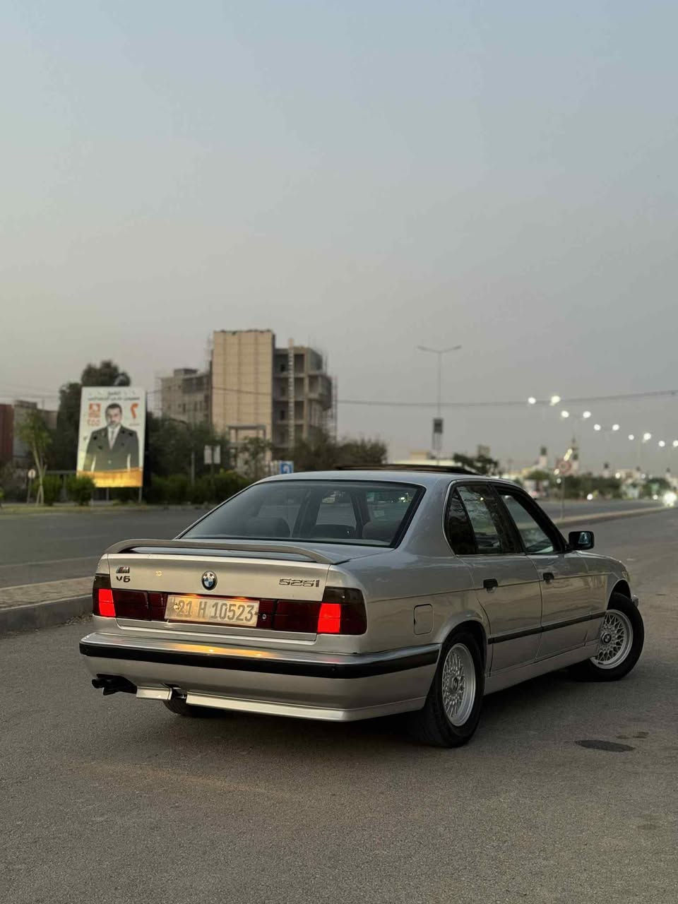 سلام عليكم
للبيع بي ام موديل ١٩٩٢ ٥٢٥ محرك وكير كبس كير اوتوماتيك سياره نضيفه داخلها قماش تايرات جدد كهربائيات كله شغال السعر 70وبي مجال بسيط للاستفسار التواصل عله الرقم ***********
