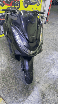 سلام عليكم
Pcx جيل رابع 
وارد كوري كفاله عامه ✅
ضمان مكينه وكفر 
نضافه فول 
ممشه قليل ✅
العنوان بغداد شارع الفلاح 
السعر 16.5$
***********
