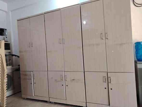 كنتور ٣ قطع كلش نضيف سعر ٢٥٠ الف العنوان الفلوجة حي المعلمين قرب جامع سعد *********** ***********
