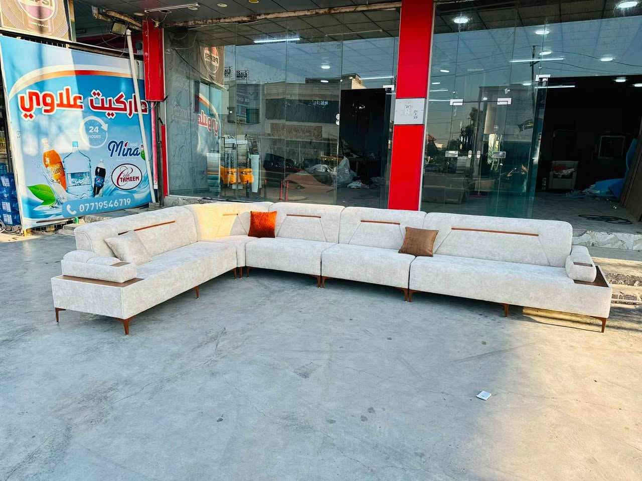 معمل قنفات باحداث موديلات تركيه شغل حسب طلب  شغل عراقي ضمان 4سنوات سعر متر 85 الف عنوان كركوك حي واسطي مقابيل حديقة فدك للاستفسار واتساب ***********
اكثر موديلات انستا I'm on Instagram as @mobilyat__osman. Install the app to follow my photos and videos. https://www.instagram.com/mobilyat__osman?igsh=MTZpOG0yZHVreXdteA==&utm_source=ig_contact_invite كركوك, العراق
