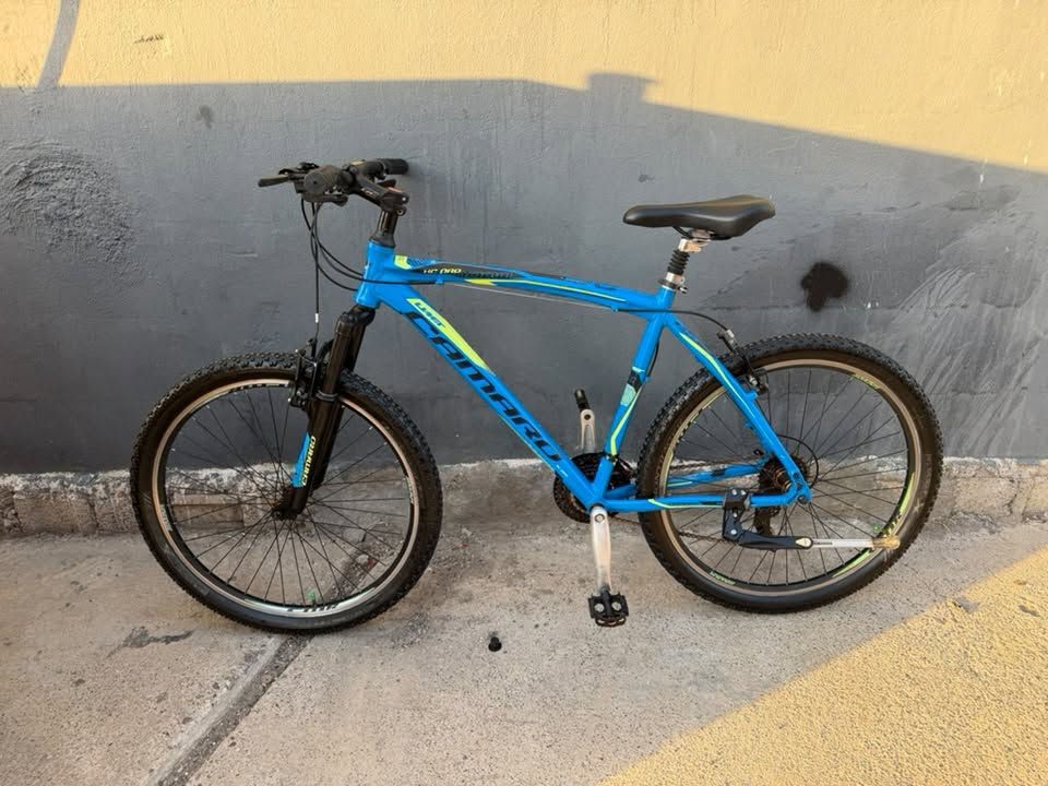 پاسکل ماڕکەی umit
جۆر Camaro xc fun series alloy 6061
قیاس 26 لاشە ئەلەمنیۆم
 جۆری ئیستۆپ Shimano v brake
7 گێڕی دواوە ماڕکەی Shimano tourney
3گێڕی پێشەوە ماڕکەیshimano tourney TZ
دەبڵی پێشەوە قوفل دەکرێ وە نەرم و توند دەکرێ
تایەکانی ماڕکەی Bontrager ی تایلەندیە 
ماشە ماڕکەی shunfeng
ناو پەیدان بۆڵبەرینە
بۆ نرخ نامە بنێرن یان تەلەفۆن بکەن لە خزمەتدام
*********** واتسئەپ ڤایبەر
