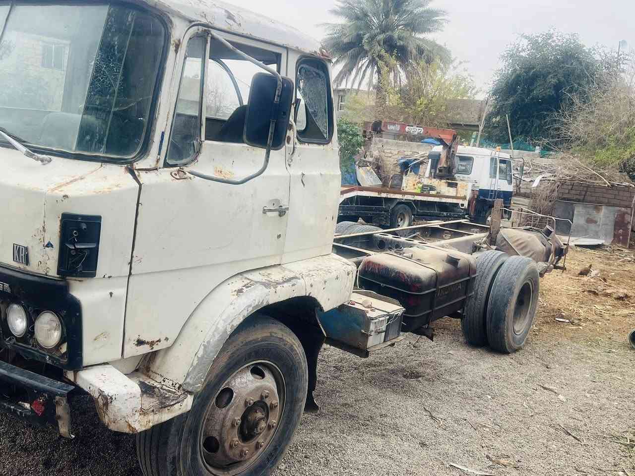 السلام عليكم للبيع هينو رقم نينوى تحويل من صبح محرك كير اكسل  نضيف
تريد وياه مقطوره تريده بلا مقطوره 

حصه كاز 250 لتر كل يومين 

الــســـعـــر 40 ويا المقطوره بدون مقطوره 25 

*********** مكاني صلاح الدين
