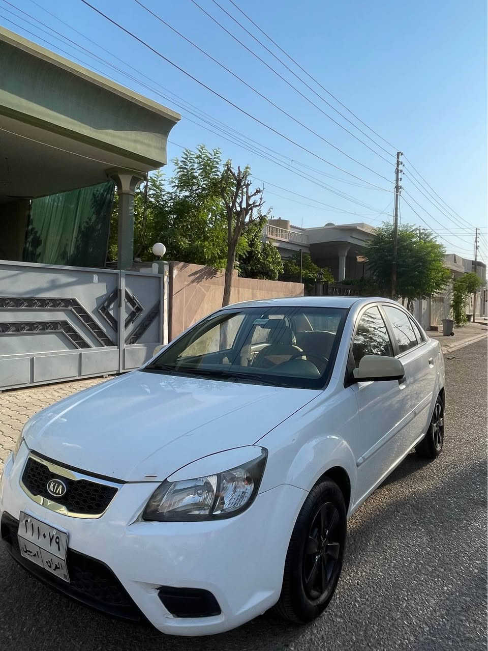 kia rio 2011    ***********
للبيع السياره ما بيها صبغ فقط بيها اربع اماكن بارد وجاملغ الخلفي بيها نص معجون ، الكهربائيات و تبريد جيدة السنوية ساقطة من ٢٠١٧ السياره مابيها غرامه شرط تحويل الارباك ما طاك والشواصي كلها بشرط ، كركوك, العراق

