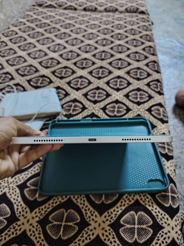 ايباد ابل 11 A16 مستخدم شي قليل هاتف *********** كركوك, العراق
