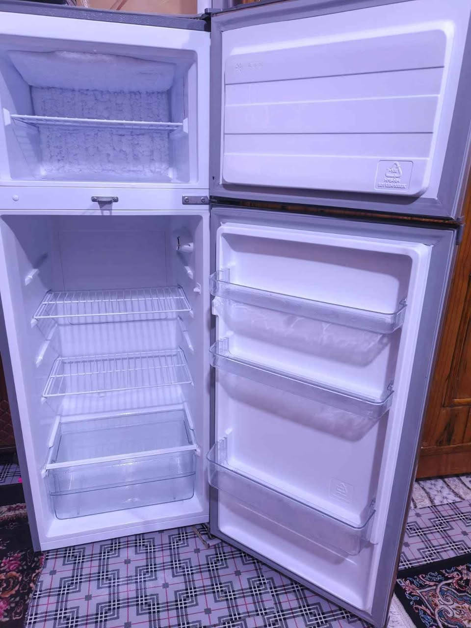 ثلاجة كلش نضيفة استعمال موسم واحد رايدها ب 250 وبيها مجال مكاني بصرة التنومة التواصل علخاص البصرة, العراق


**إذا كنت صاحب هذا الإعلان وتريد حذفه لأي سبب، رجاءا أرسل رسالة إلى الدعم الفني**