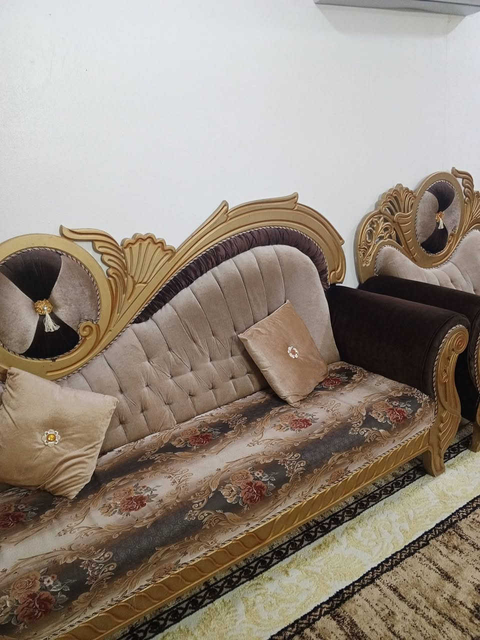 تخم 20 مقعد 💺 للبيع
السعر مليون و150 

للأستفسار. على الخاص او الاتصال 
(***********)
