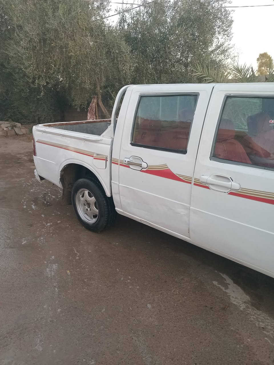 السلام عليكم سياره كنو منفيس موديل ٢٠٠٦ كير محرك شرط والكشر شوف العين جاهزة مال جناي السعر ٢٠ ورقه اوبيهه مجال موبايل ***********المكان ناحية الزاب
