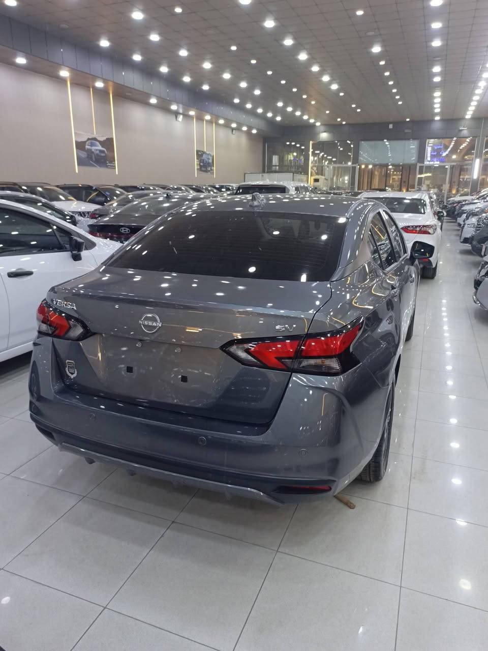 السلام عليكم
نيسان ڤيرسا
2023
وارد امريكي
 SV مواصفات 
الون نفطى
رقم كاتى 
مواصفاتها 
بسمة 
شاشة 
كاميرا 
حساس
رادار امام+مراية 
تحكم ستيرن 
وتوقف ذاتي امامي وخلفي 
مانع انزلاق
مثبت سرعه
جام كهربائي
 mi ماشي 13000
حادث نص جاملغ او باب صبغ
مكان اربيل داخل معرض

 تفاصيل اتصال
اسياسيل/واتساب/***********
