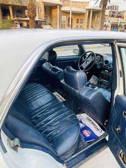 السلام عليكم مارسدس ابو جحيل سياره جديده محرك vvt  تبريد وي سويج موديل 1982سيارة جديدة وسعرها مناسب 50$ قفل 
مكان السيارة اليرموك الأربع شوارع او العامرية 
الاستفسار الاتصال ***********
