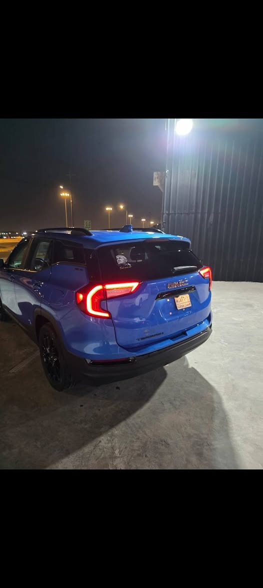 GMC_ TERRAIN
SLE BLACK EDITION

جمسي تيران موديل 2024  بلاك ادشن داخل محدث كله دينالي 
اللون مميز بلو سكاي 
السيارة جديدة وعليهه  ادامه  حدادية تبريد كير مكينه 
حادثهه جاملغ وبنيد مبدل فقط  وبيهه رصعة كلش خفيفه بل صندوك مال شحن 

🔴سيارة فول موصفات لل اخير 
🔴تحديد مسار 
🔴سياقة ذاتية 
🔴اوتو بريك 
🔴كشنات تدفئه 
🔴سحب امامي 
🔴 شاشة جبيرة
🔴 بنوراما 
🔴نقطة عمياء 
🔴 رادار امامي 
🔴رادار خلفي 
🔴 سستم صوت 
وبعد بيهه خير من الله مواصفات 

مكان السيارة بغداد البياع 

السيارة مرقمة بغداد 
هزة وسنوية جديدة ب شهر ال 11 سويتهه 

السعر 💲 190 
 
 مو شراي ماتعجبك سيارة عوفهه مامجبور تعلق

ممتوفر عل فيس 
رقم واتساب 
***********
