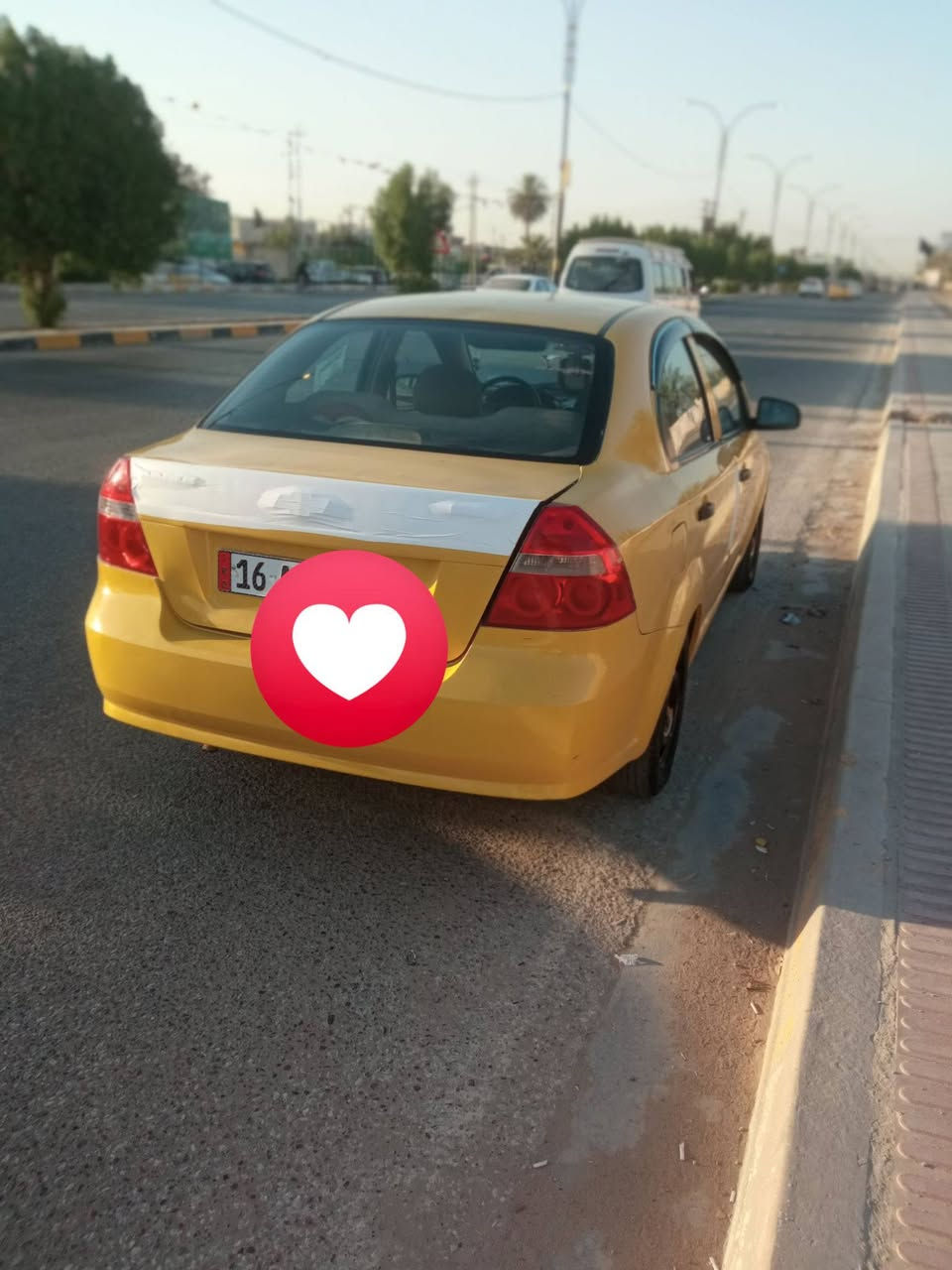 السلام عليكم شباب افيو 2008 رقم قادسيه دولي مكانها بابل تحويل شوكت ماتريد  اكعدك ويه المالك  مصفره هيئه غرامات حداديه جديده كهربائيات كلها شغاله مضلومه زنون تايرات بيها زوج نضيفات وزوج تعبانات كير مكينه 1600 بعدهن جدد بيها ضربه الجاملغ الخلفي واحد  خفيفه مصبوغ بدون داخل  تبريد عوزه بس غاز دواخلها حلوه   معروضه ب 34 وبيها مجال كلش قليل  تحياتي الجميع رقم صاحب السياره ***********
