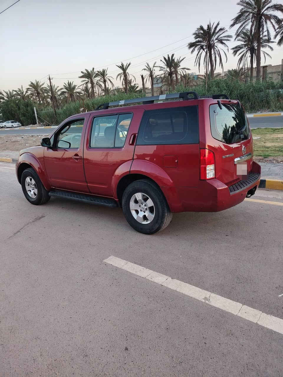 السلام عليكم
نيسان بافندر ٢٠٠٨ سياره جاهزه من كل النواقص تجي وشوف
السياره وارد امريكي قطعتين صبغ 
السياره ماشيه (١٢٩) استخدام شخصي تايرات تخم كامل جديد 
صدر قبل شهر امبدل كامل واصلي شرط
رقمهه بغداد وبأسمي تحويل ثاني يوم 
مكان السياره بغداد الشعب حي البساتين
*********** السعر (١٠٥)
