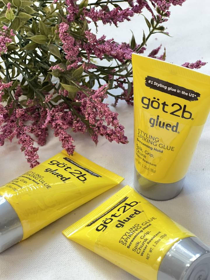 متوفر لدينا كل ماتحتاجه المرأة للعنايه بالبشرة والجمال وبأسعار مناسبه جدا ويوجد ايضاً بكجات عناية بالبشرة من اورديناري وغيره ويوجد توصيل مجاني للطلبات الي تتجاوز 35 
للتواصل على الخاص او الواتساب ***********
