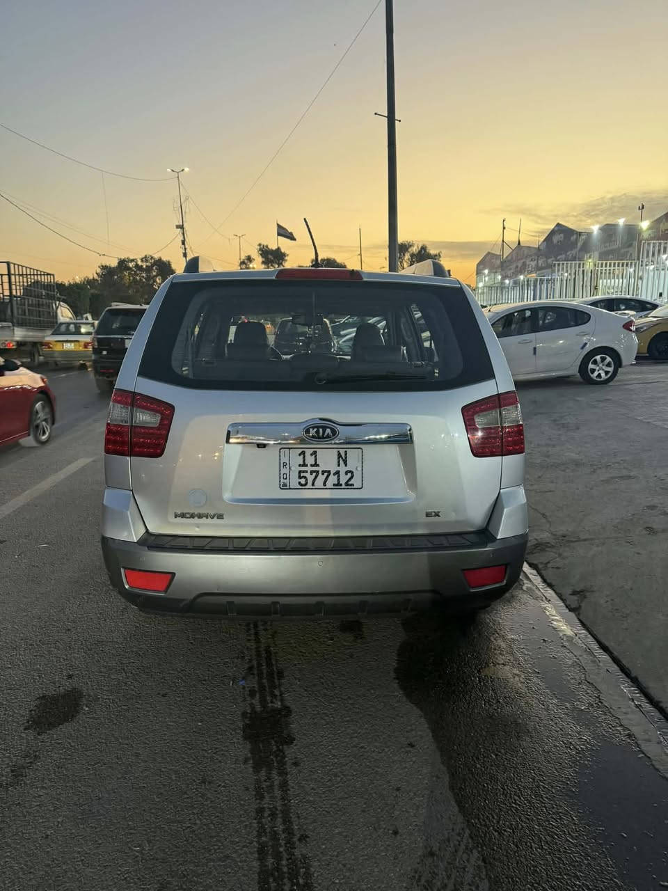 سلام عليكم من رخصه الأمن المحترم
كيا مهافي 2009 مكفوله كفاله عامه 
رقم بغداد /سياره فول موصفات 

كير محرك مكفولات كفاله 
 تبريد تدفئه حداديه تخم تاير  
بصمه فتحه سقف فور ويل ثلاثه قطع تبريد
العنوان بغداد 
رقم الهاتف *********** 
السعر 130 ورقه
