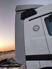 كاسحه وزعانف الفينيه البيع 07806504360