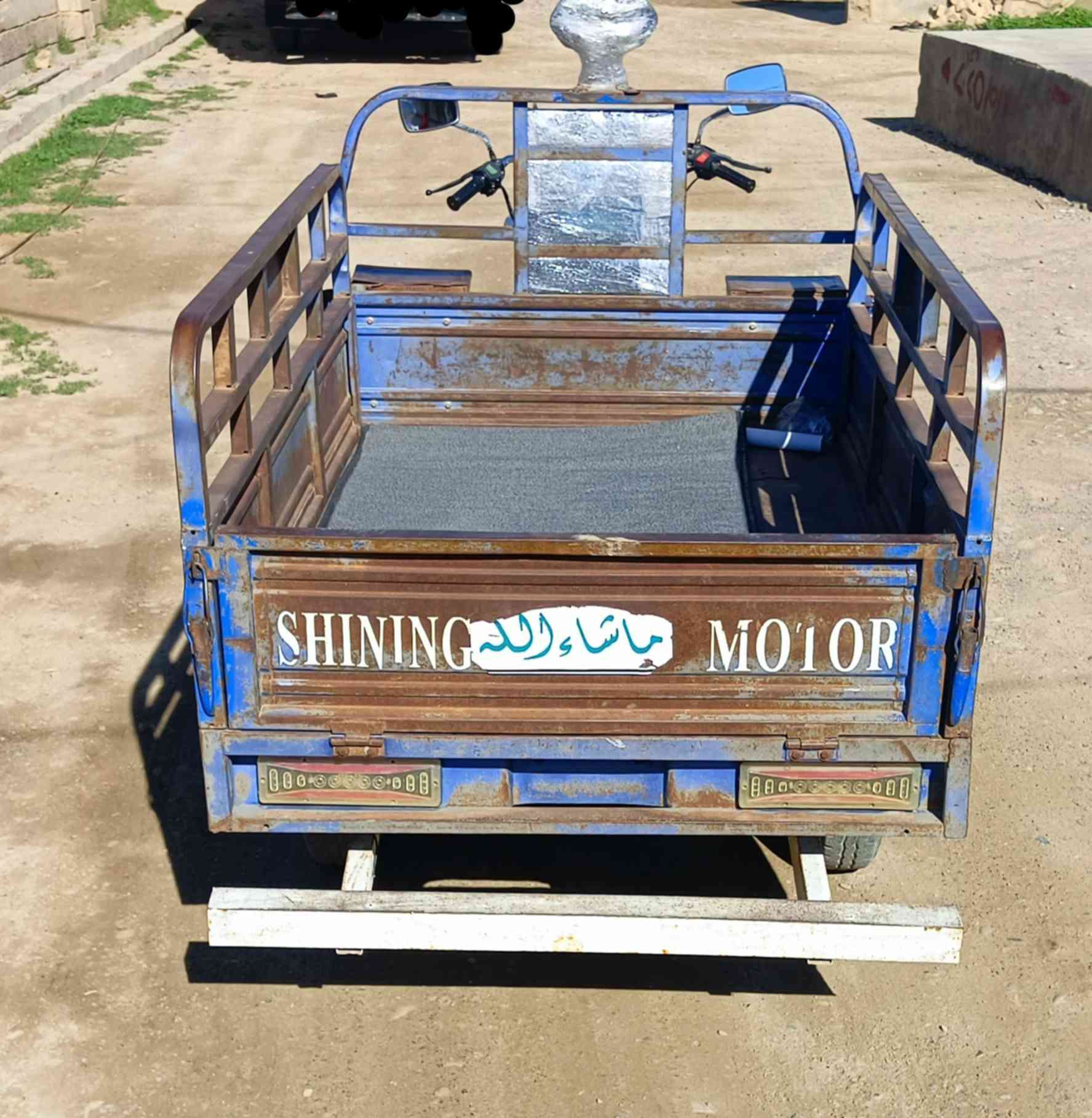 السلام عليكم 
ستوتة للبيع موديل2016 مكفولة كفالة عامة مالت جناي كاملة اي نقص مابية محرك جديد ركبة شاصي مابية قطرة لحيم دبل محجر كهربائيات سلف كامل المكان المقدادية شهربان الشراي يخابر عل رقم ***********
